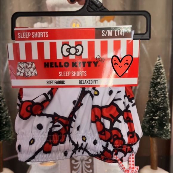Hello Kitty shorts NEW size Small - Picture 1 of 3